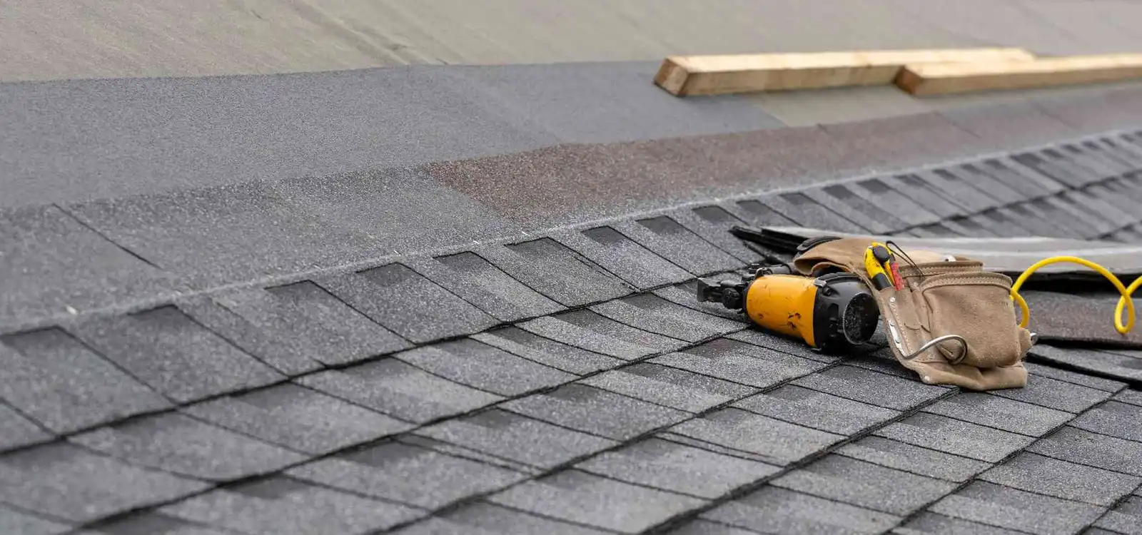 Asphalt Shingles by Brentwood Roofing